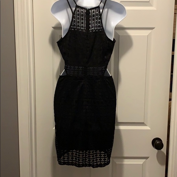 Express Dress - Picture 4 of 11